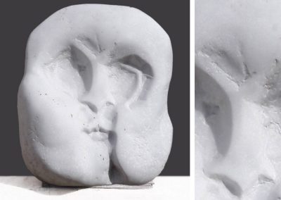 "Erinnerung an einen Freund" von Gerhard Passens | 2019 | H: 31 cm B: 28 cm | Marmor aus Laas Südtirol | 950 € | Kunstverein Traunstein